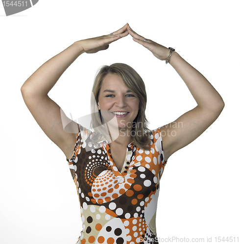 Image of girl forms a roof overhead with both hands