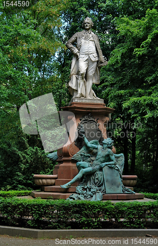 Image of Lessing statue in Berlin