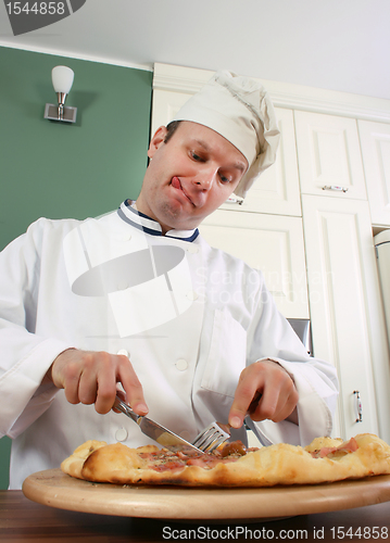 Image of Chef and pizza