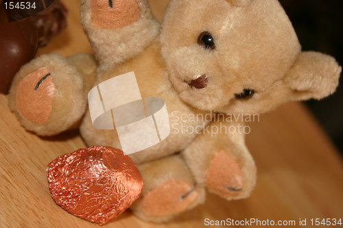 Image of teddy and chocolate