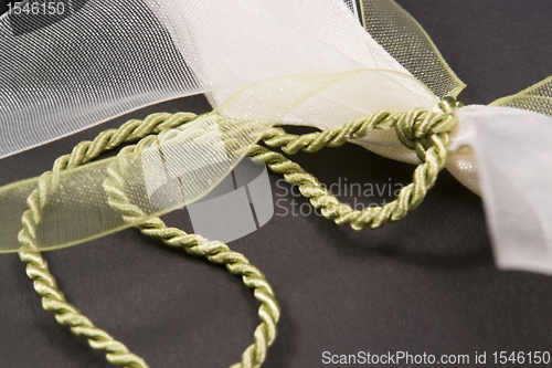 Image of bow and cord