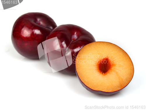 Image of Ripe plum 