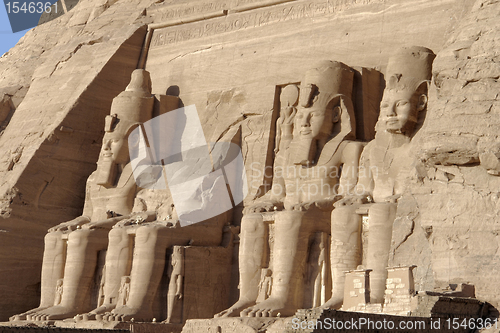 Image of statues at Abu Simbel temples