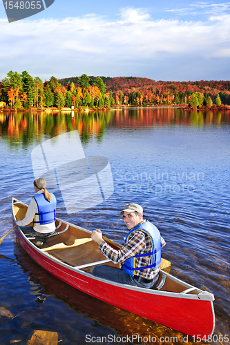 Image of Canoing in fall