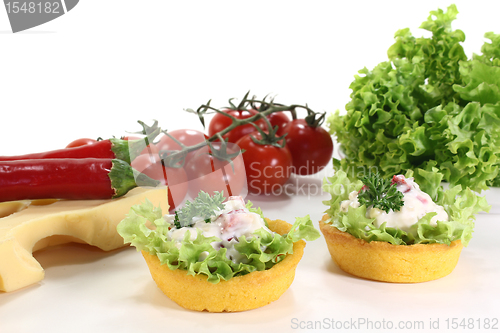Image of baked Cup corn with cheese salad