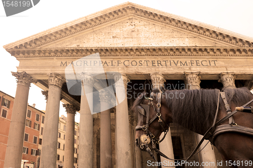 Image of horse carriage and Pantheon