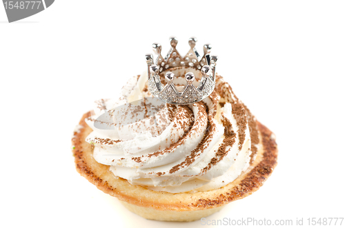 Image of cupcake and jewel