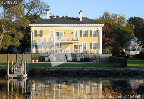 Image of yellow house in Plymouth