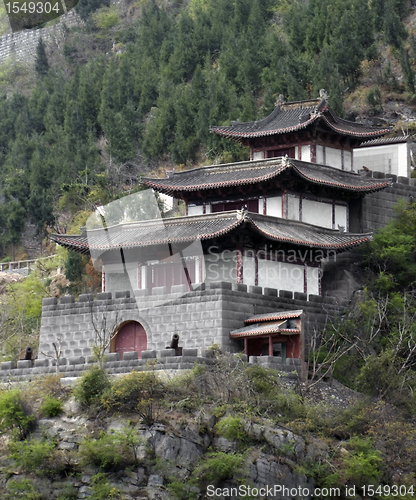 Image of traditional building near Yangtze River