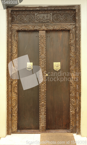 Image of door in Zanzibar