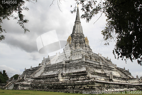 Image of White stupa