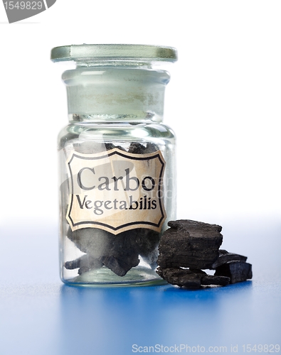 Image of Carbo Vegetabilis, pure carbon in bottle and pieces
