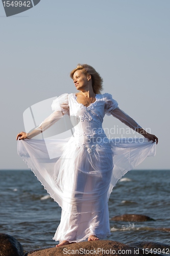 Image of woman in seaside