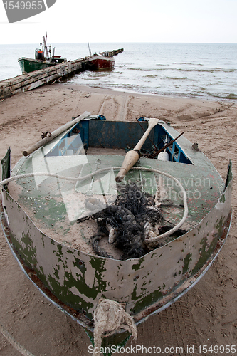 Image of an old fishing boat