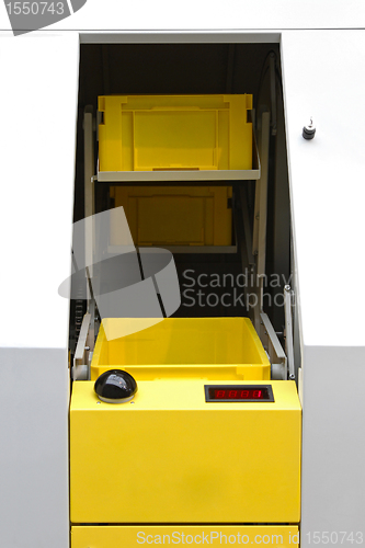 Image of Crate packing