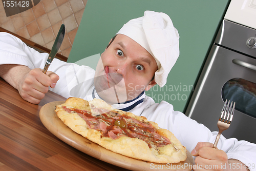 Image of Chef with pizza