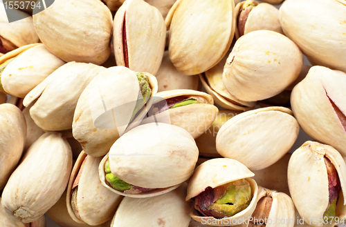 Image of shelled pistachio