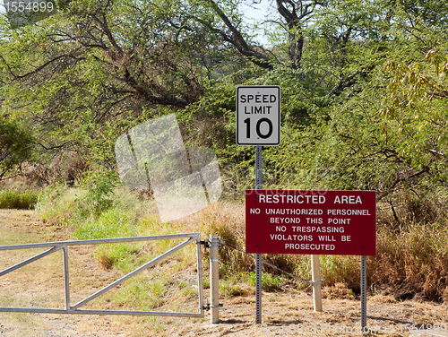 Image of Interior of Diamond Head Crater