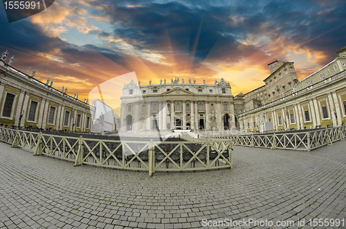 Image of Clouds over Piazza San Pietro, Rome