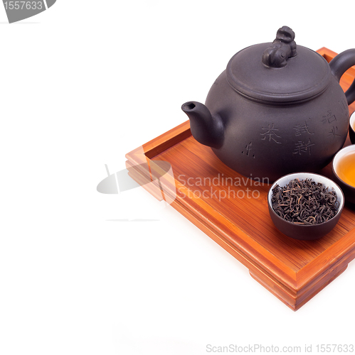 Image of chinese green tea clay pot and cups