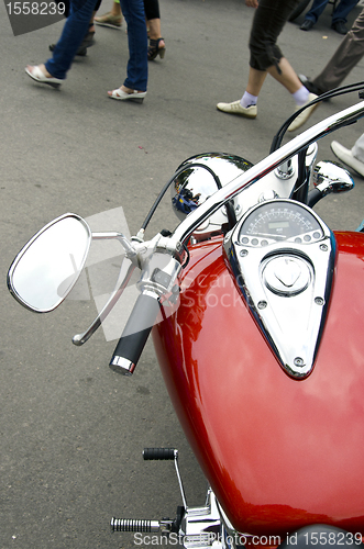 Image of Choper shiny motorcycle speedometer red fuel tank 