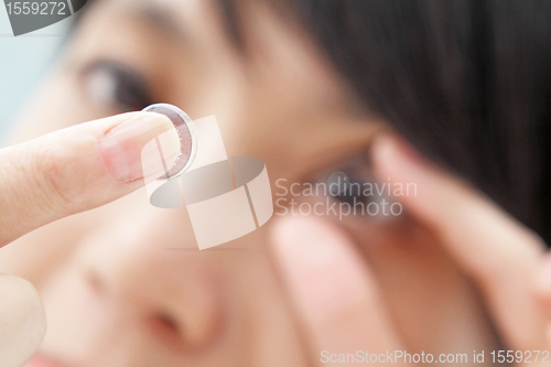 Image of contact lens