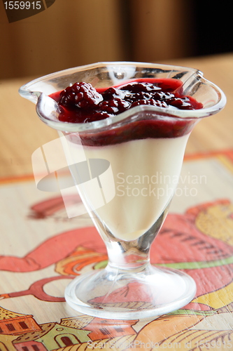 Image of sweet cream on cup