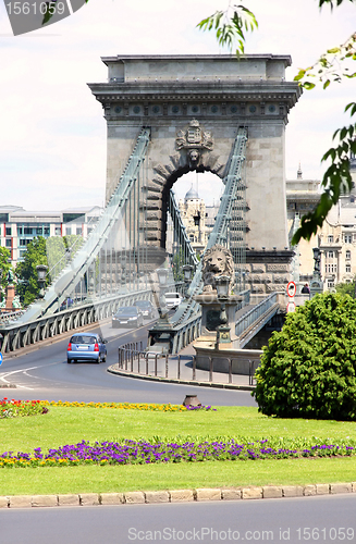 Image of Traffic circle and chain bridge in Budapest, Hungary