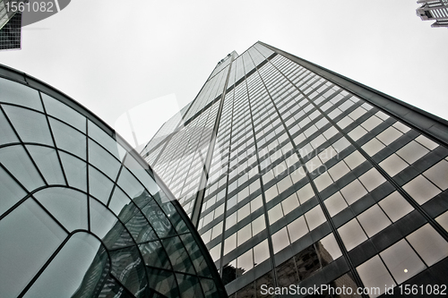 Image of Willis Tower reaching for the sky