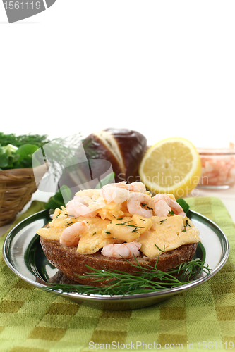 Image of Scrambled eggs with shrimp