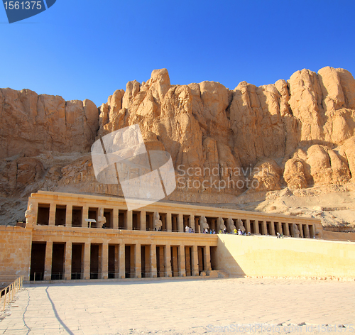 Image of temple of Hatshepsut in Luxor Egypt