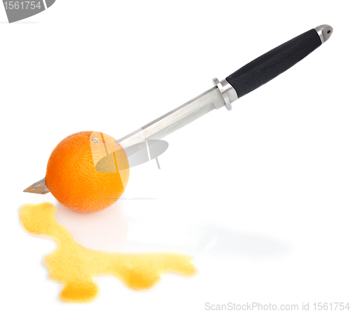 Image of Orange and knife