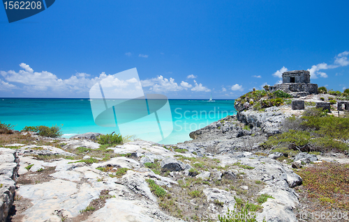 Image of Mayan ruins in Tulum