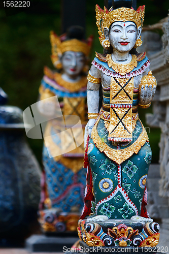 Image of Two Balinese statues