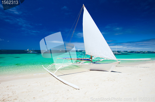 Image of Boat at beach