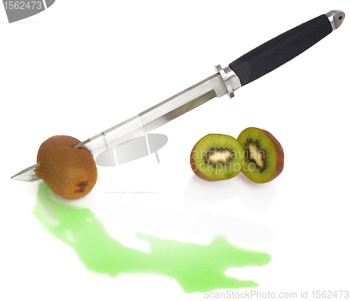 Image of Kiwi and knife