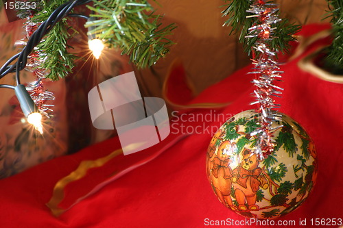 Image of bauble and lights