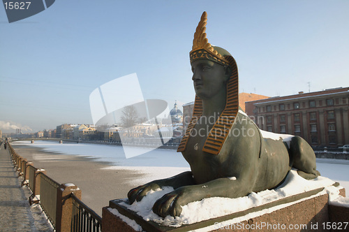 Image of Egyptian bridge.Sphinx.