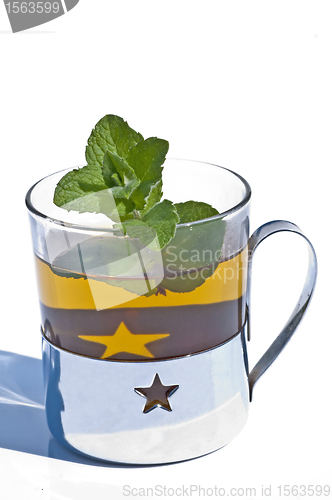 Image of peppermint tea with leaves