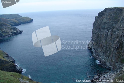 Image of view of cornwall looking out to sea