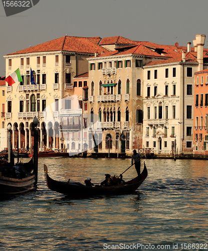 Image of Venetian silhouettes