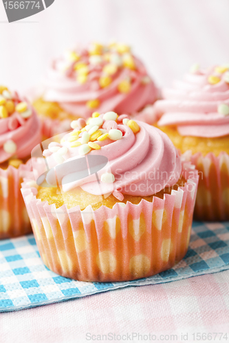 Image of Pink muffins