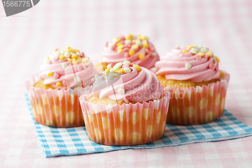 Image of Pink muffins