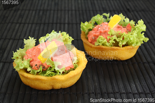 Image of freshly baked Cup corn with salmon salad