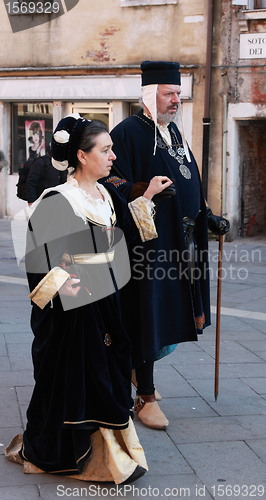 Image of Medieval couple