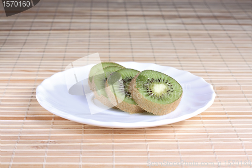 Image of Some kiwi on the plate