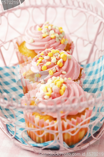 Image of Pink muffins