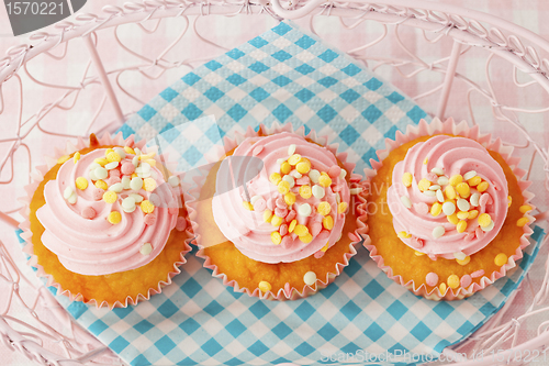 Image of Pink muffins