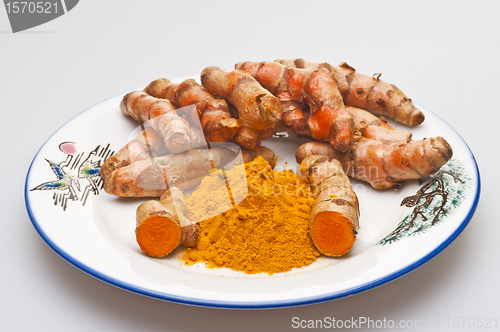 Image of turmeric, root and powder