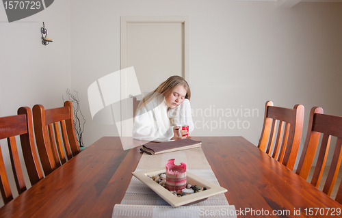 Image of young woman morning cofee